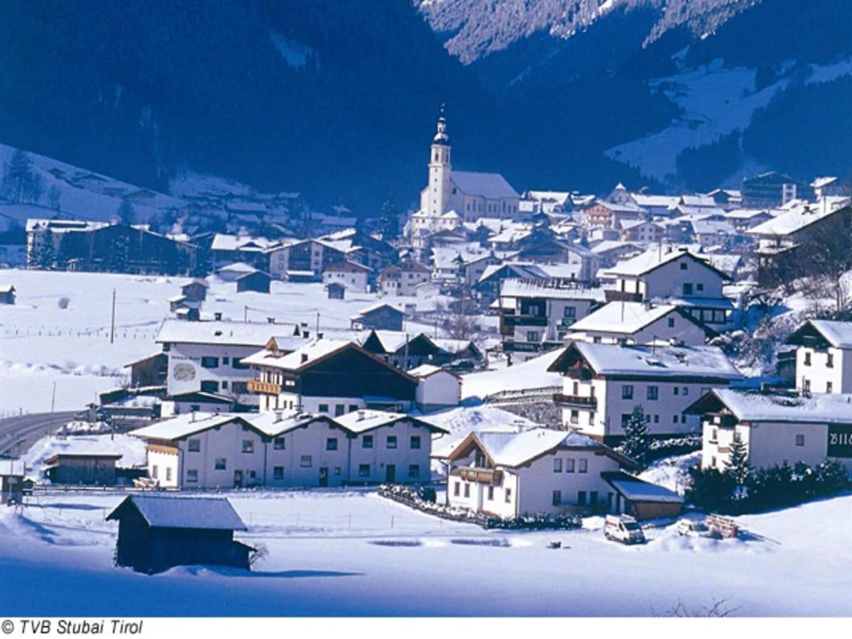 Plush Apartment With Mountain Views Neustift im Stubaital Buitenkant foto